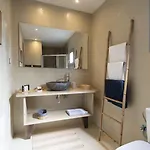 Pylosea Luxury