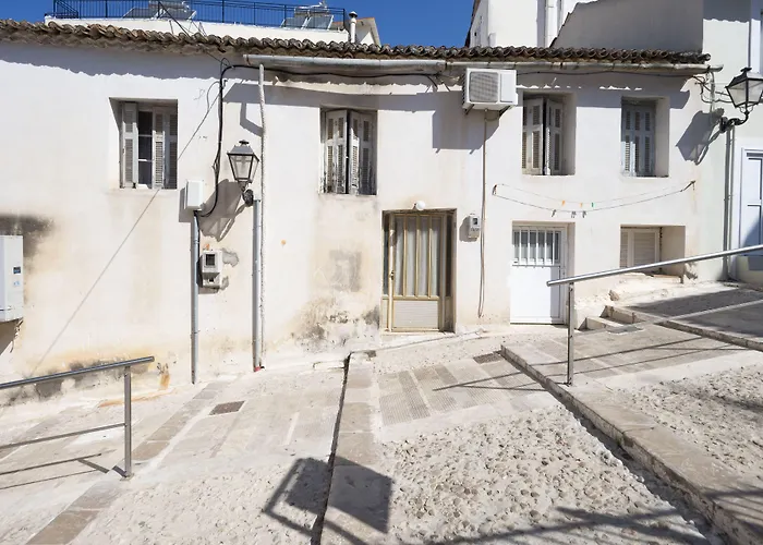 Pylosea Luxury 3* Pylos